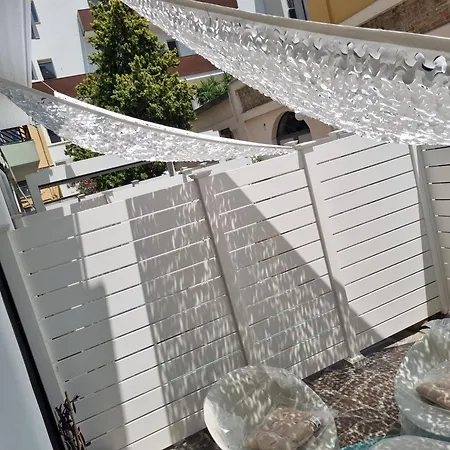 Oda ve Kahvaltı Bella 4*