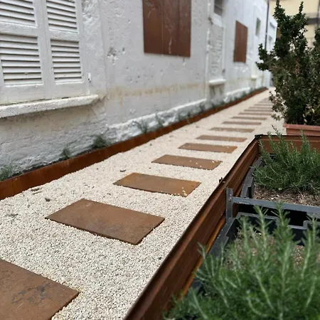 Oda ve Kahvaltı Bella 4*