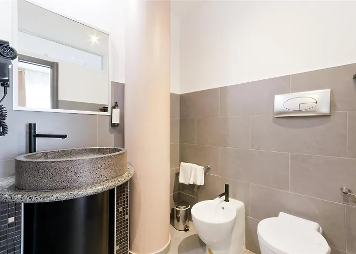 Bella Bed & Breakfast 4*